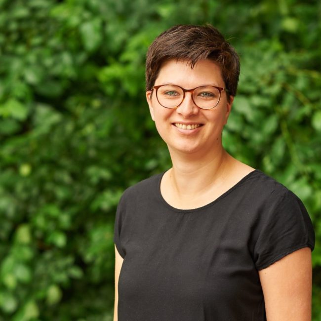 Porträt von Anne Urban, Ansprechpartnerin Qualitätsmanagement | Stenum Fachklinik für Orthopädie Ganderkesee